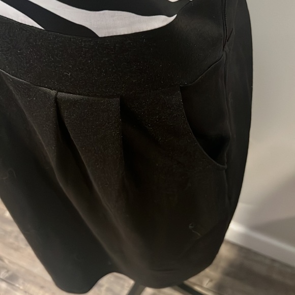 Dress white and black with Pockets size 1x/2x - Picture 4 of 5